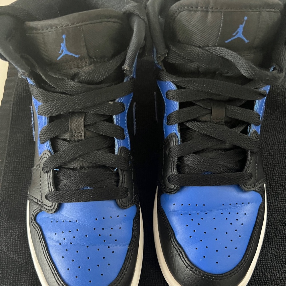 Boys Jordan 1